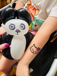 panda balloon modelling in Albrighton